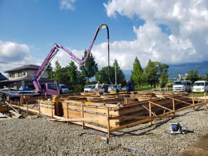 住宅新築 基礎工事