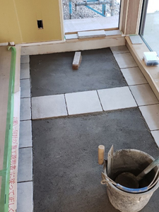 西脇建設 玄関タイル