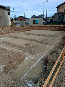 砕石敷き転圧