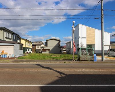 妙高市学校町　土地