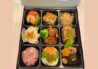 仕事始め　お弁当