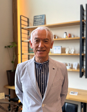 西脇建設　会長