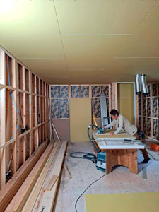 石膏ボード張り