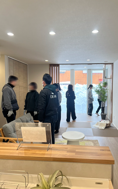 完成見学会の様子