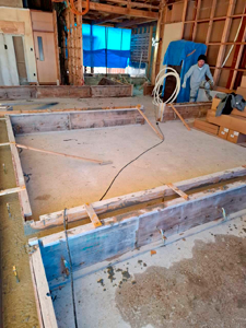 基礎立ち上がりコンクリート打設